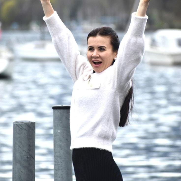 Portrait of Nova Chen, community mentor and Italian cuisine specialist